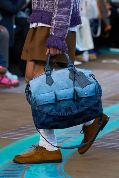 Look 73